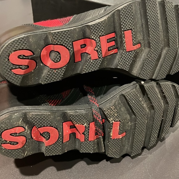 SOREL Buffalo Check Plaid Lexie Wedge Boots 10 Red Black - Picture 7 of 8